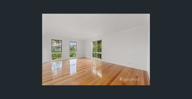 STUNNING MODERN HOME IN PRIMARY LOCATION! - Photo 1