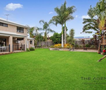 Spacious Two-Storey Family Home in Gracemere - Photo 5