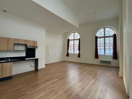 Location Appartement 3 pièces 64m² COGNAC 16100 - Photo 2