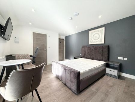 Studio to rent - Photo 2