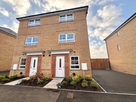 3 bedroom semi-detached house to rent - Photo 3