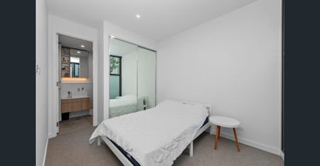 IN THE HEART OF SOUTH MELBOURNE - Photo 2