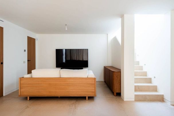 4 bedroom luxury Detached House for rent in Arenal d'en Castell, Spain - Photo 1