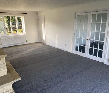 4 bedroom detached house to rent - Photo 1