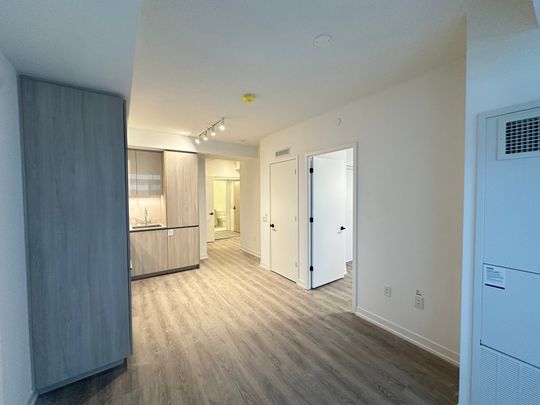 For Lease - 8 Interchange Way Unit# 3815, Vaughan, Ontario - Photo 1