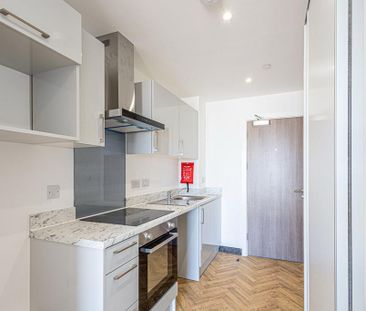 Studio to rent - Photo 5