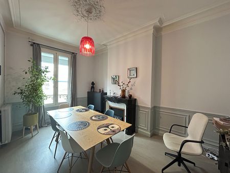 Location Appartement 4 pièces 84m² - Photo 4