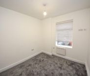 2 bed Flat for Rent - Photo 4