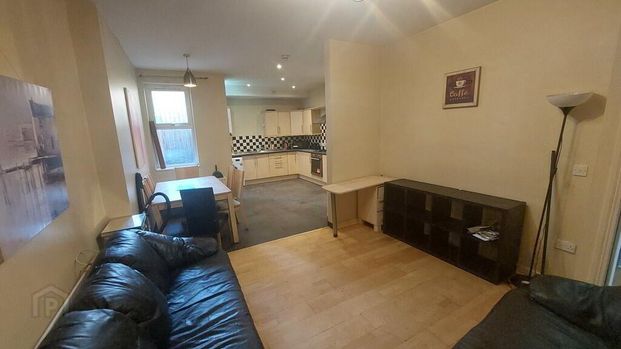 5 Ulsterville Place, Belfast, BT9 7BH - Photo 1