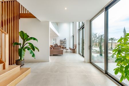 5 bedroom detached house to rent - Photo 2