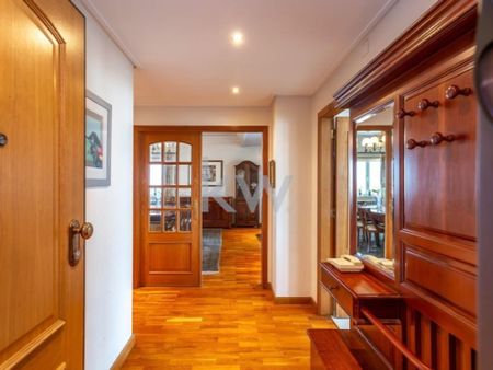 3 room luxury Flat for rent in Lisbon, Portugal - Photo 4