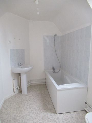 Location Appartement 1 pièce 32m² - Photo 3