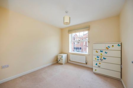 2 bedroom apartment to rent Burton Court, Oxford Street, Nottingham, NG10 - Photo 3