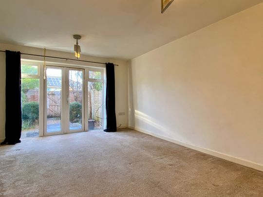 Massingham Park, Taunton, TA2 - Photo 1