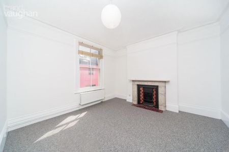 4 bedroom flat to rent - Photo 5