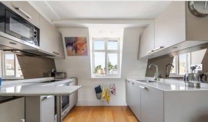 1 Bed Flat, Rupert Street, W1D - Photo 2