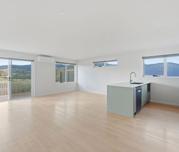Stunning family Home - Photo 3