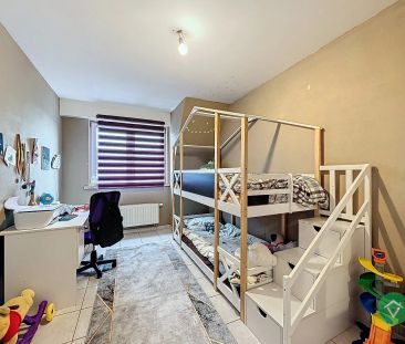 Appartement met 2 slaapkamers en ondergrondse garage. - Photo 4