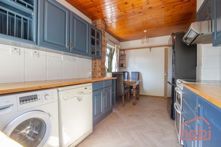 4 bedroom house to rent - Photo 3