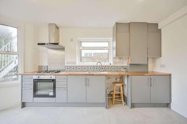 Carlingford Road, Tottenham, N15 - Photo 1