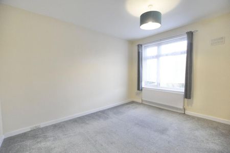 4 bedroom terraced house to rent - Photo 4