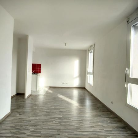 Location Appartement 1 pièce 32m² LE PETIT QUEVILLY 76140 - Photo 3