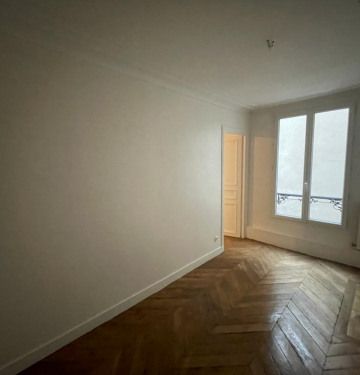 Appartement • Batignolles-Cardinet - Photo 3