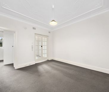 8/104 Kirribilli Avenue, Kirribilli, NSW 2061 - Photo 2