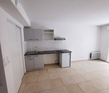 T2 AVEC TERRASSE / JARDIN ET PARKING - Photo 1