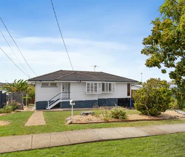 59 Mingera Street, Mansfield QLD 4122 - House For Rent | Domain - Photo 6