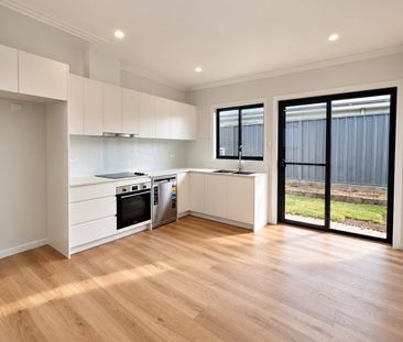 BRAND NEW 2 BEDROOM GRANNY FLAT - Photo 4