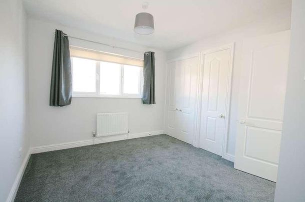 Fairfax Gate, Oxford, OX33 - Photo 1