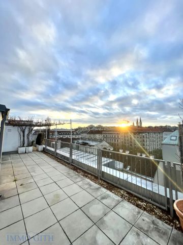 WOHNEN UND ARBEITEN! LICHTDURCHFLUTETE 7-ZIMMER-WOHNUNG MIT DACHTERRASSE ZU MIETEN! - Photo 5