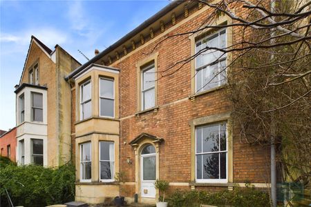 Fairfield Road Montpelier, Bristol - 5 bedrooms Property for lettings - Chasebuchanan - Photo 3