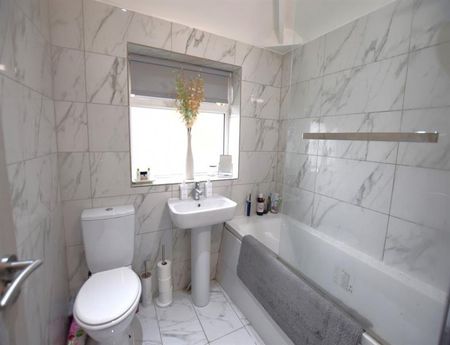 3 Bedroom Semi Detached Valuation - Photo 2