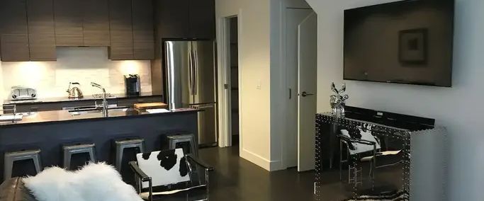 Luxury Furnished Condo at The Drake | 1500 7 St SW, Calgary - Photo 1