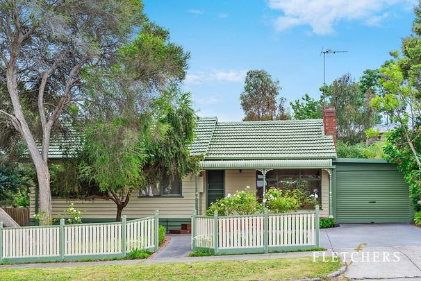 4 Yarmouth Street, Ringwood VIC 3134 - House For Rent | Domain - Photo 1