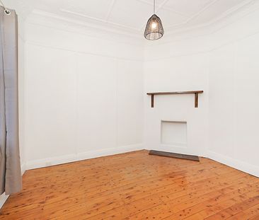 1/587 Glebe Road, Adamstown NSW 2289 - House For Rent | Domain - Photo 4