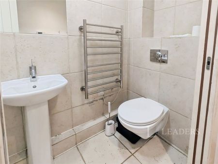 apartment to rent West Point, Wellington Street, Leeds, LS1 - Photo 4