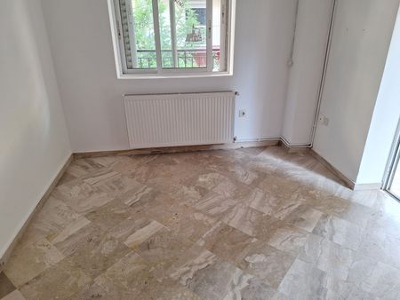 Studio/Γκαρσονιέρα για ενοικίαση Κέντρο (Νεάπολη) - Φωτογραφία 4