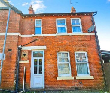 Robinson Road, Rushden, NN10 - Photo 6