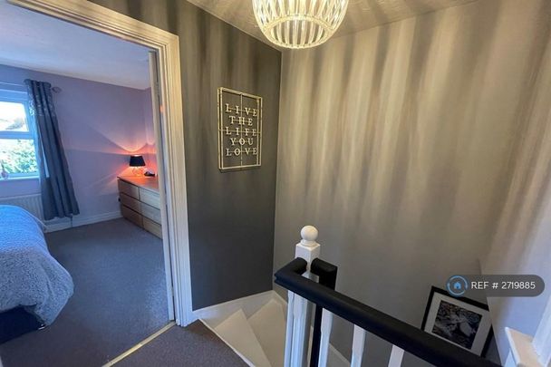 2 bedroom semi-detached house to rent - Photo 1