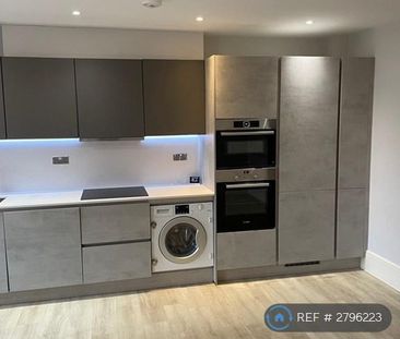 2 bedroom flat to rent - Photo 4