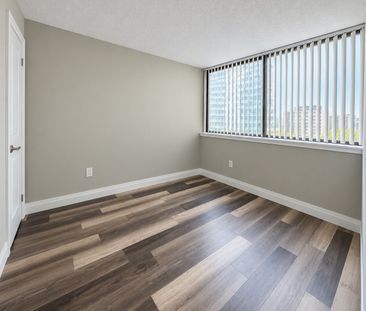 For Lease - 2200 Sherobee Road Unit# 812, Mississauga, Ontario - Photo 5