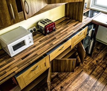 Studio Flat, Fairbanks Road, N17 - Photo 5