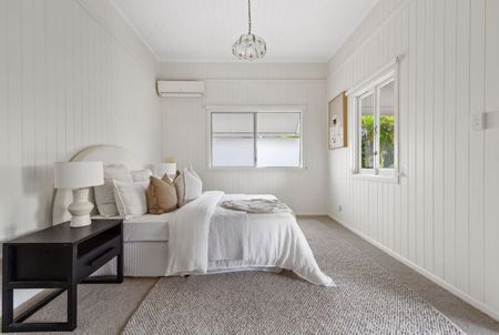 A family oasis offering comfort and space - Photo 5