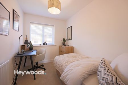 3 bed mews house to rent in Lakeway Grove, The Oaks - Photo 2