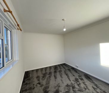 Trecarne, Falmouth - Photo 3