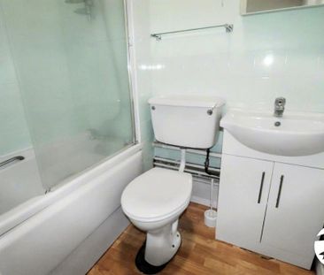 Studio to rent - Photo 6