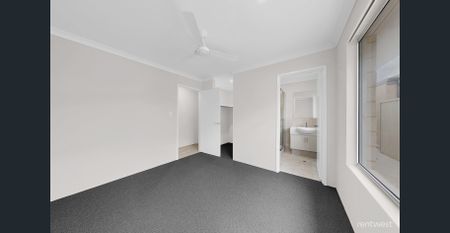 SPACIOUS & BRAND NEW - Photo 5